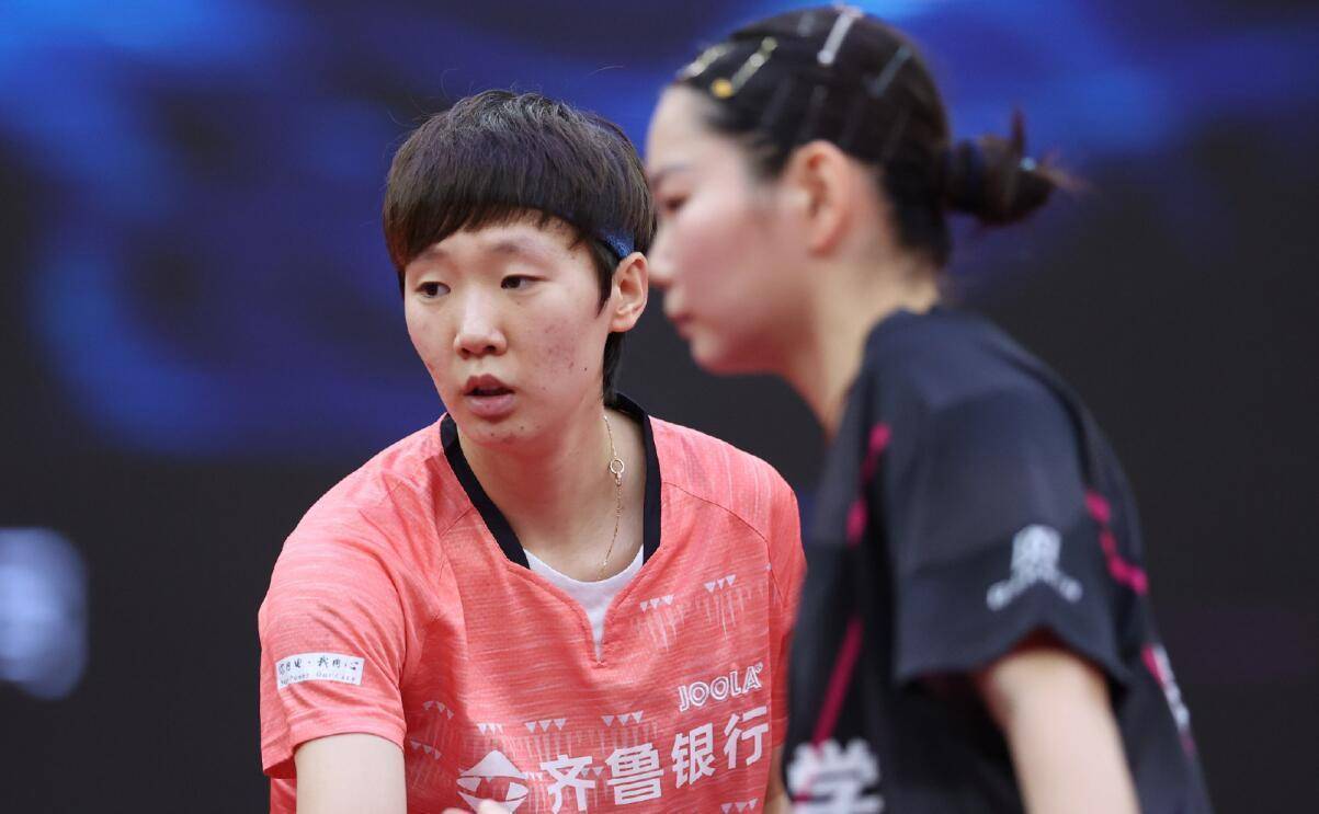 雨飘摇的足 雨飘摇的足