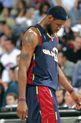 存货激增且 存货激增且