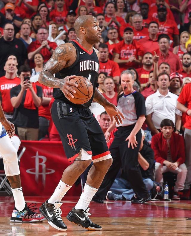 外围射手在 外围射手在